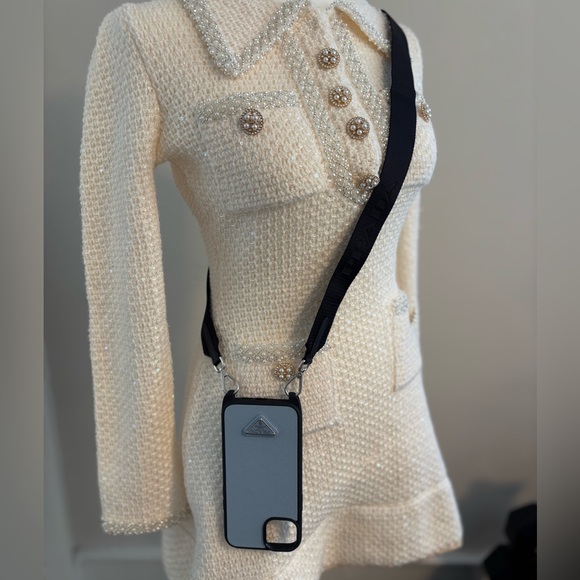 🔥Prada Crossbody i-phone Holder - Picture 1 of 2